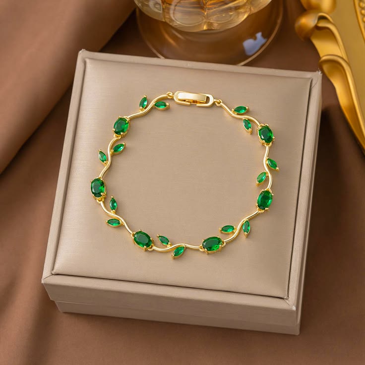 ✨Tulip Green Bracelet for Women & Girls ✨