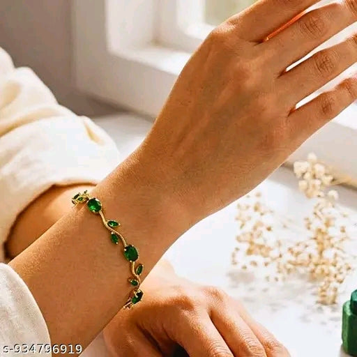 ✨Tulip Green Bracelet for Women & Girls ✨